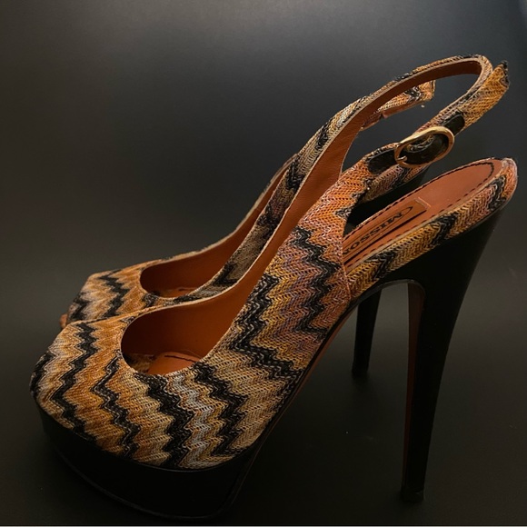 NIB MISSONI Brown Zigzag Knit Platformed High Heels Made in Italy 38.5 MSRP $695 - Picture 10 of 16